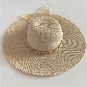 Elegant Cream Sun Hat with Gold Chain Accent and rhinestone bow